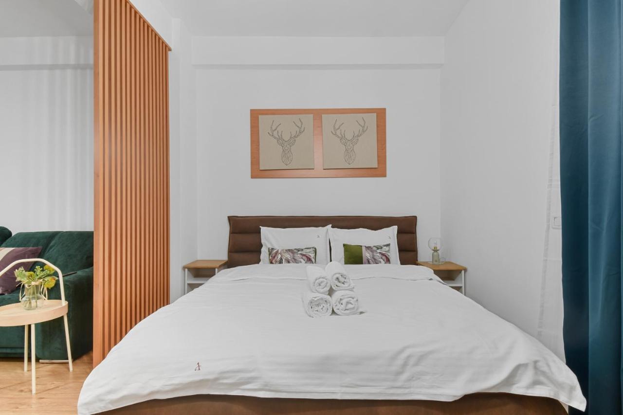 The Flower Clabucet Studio Predeal Exterior foto